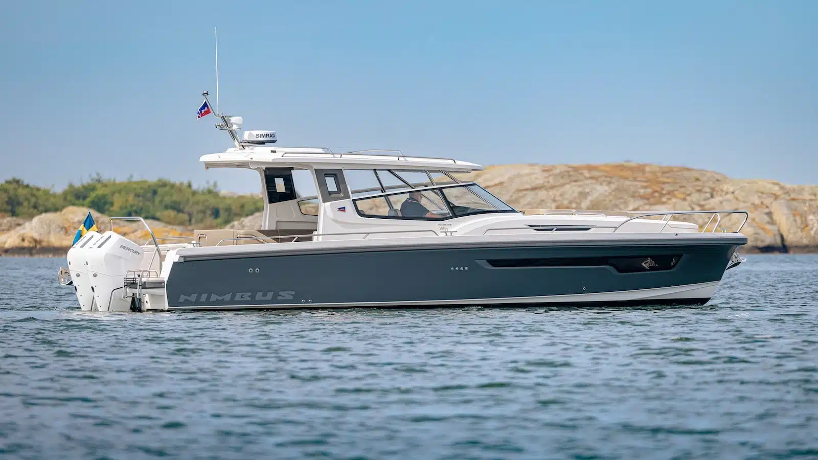 Nimbus W11 - Boston Whaler